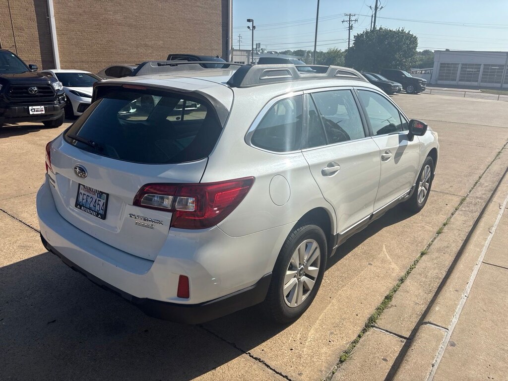 Used 2017 Subaru Outback 2.5i SUV