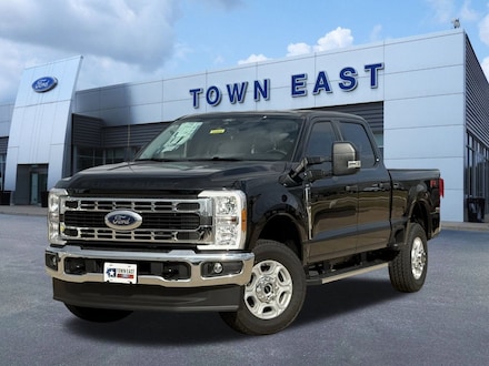 2026 Ford F-250 XLT Truck Crew Cab