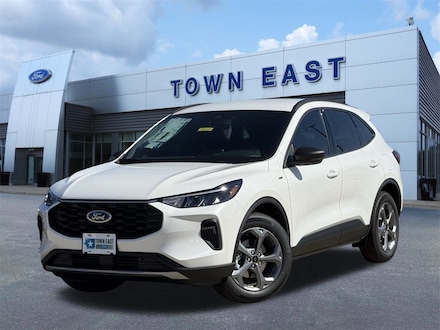 2026 Ford Escape ST-Line SUV