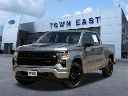 2023 Chevrolet Silverado 1500 Custom Truck