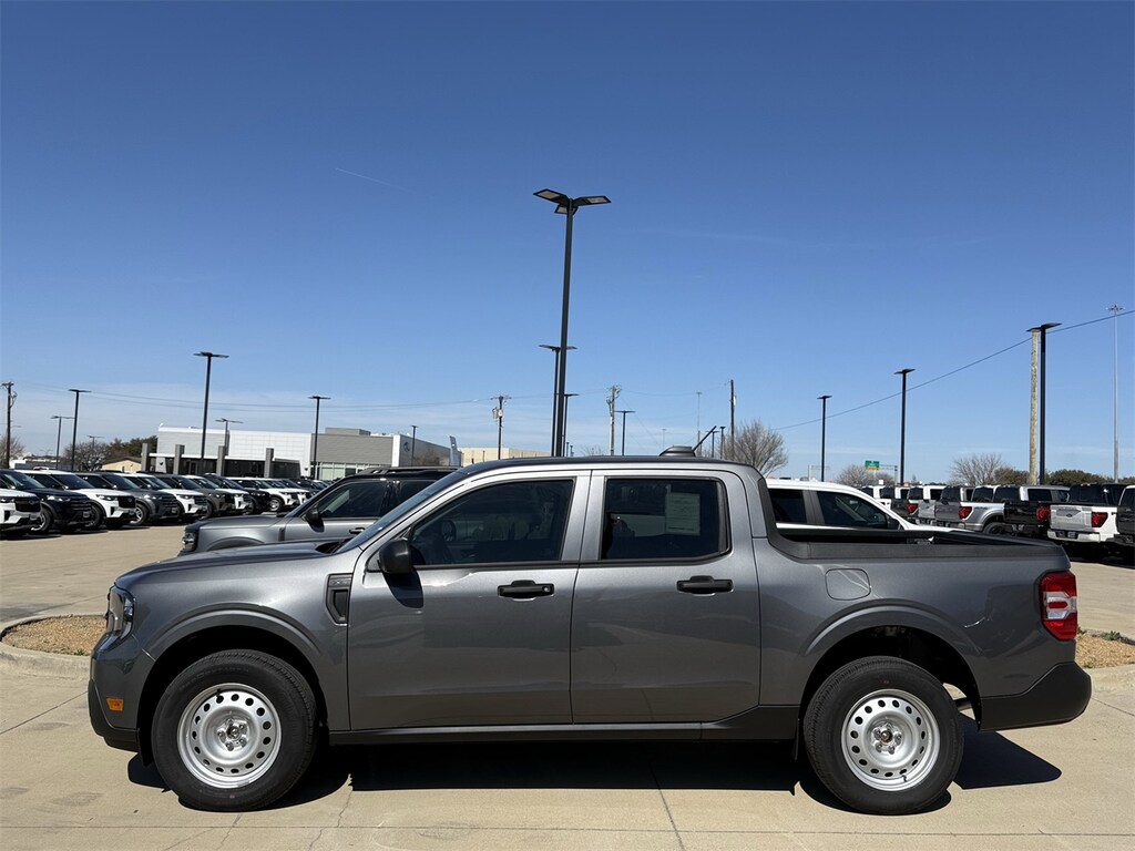 New 2025 Ford Maverick XL Truck SuperCrew
