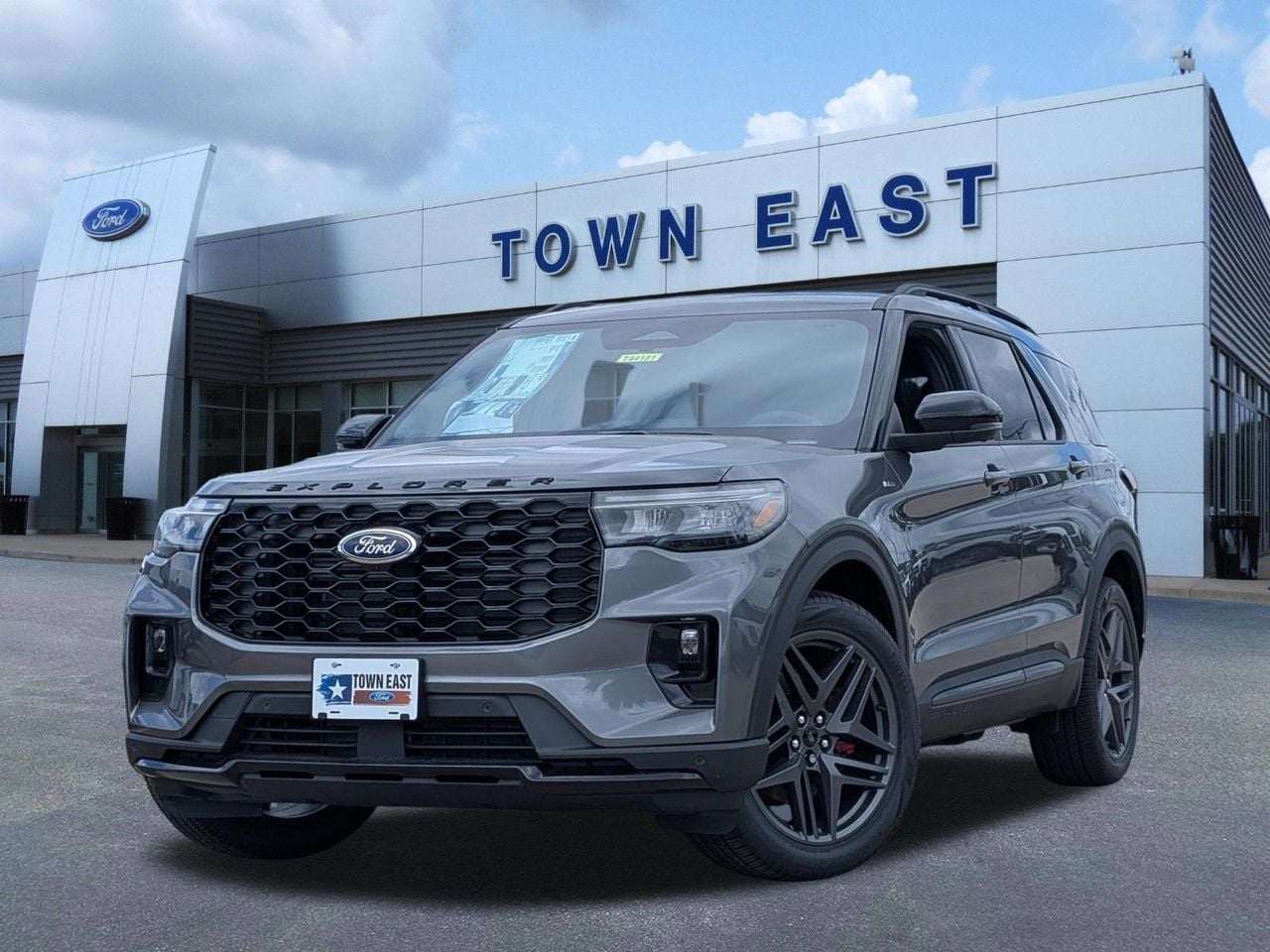 New 2026 Ford Explorer ST-Line