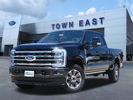 2025 Ford F-250 King Ranch Truck Crew Cab