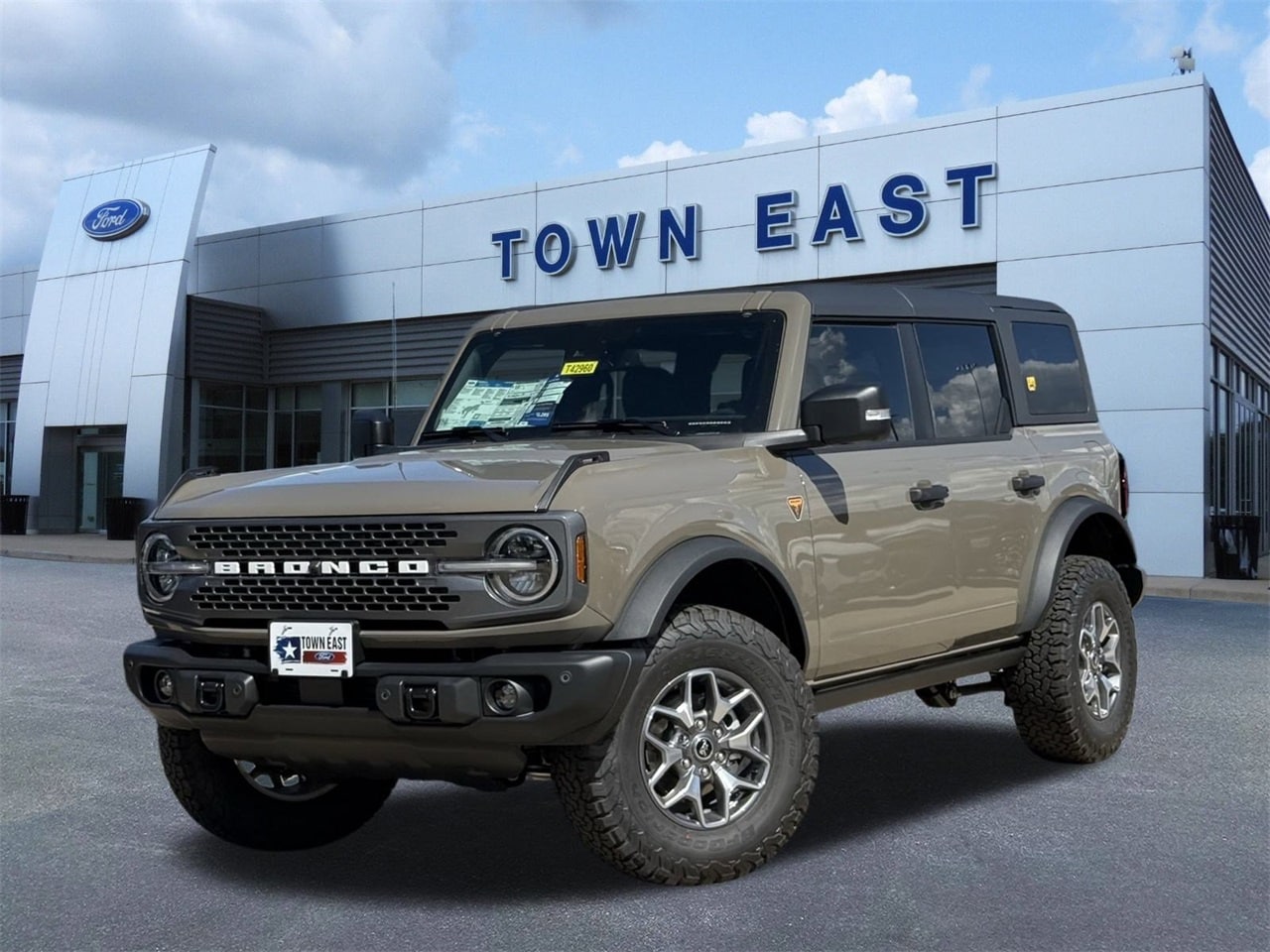 2025 Ford Bronco 4-Door Badlands's photo