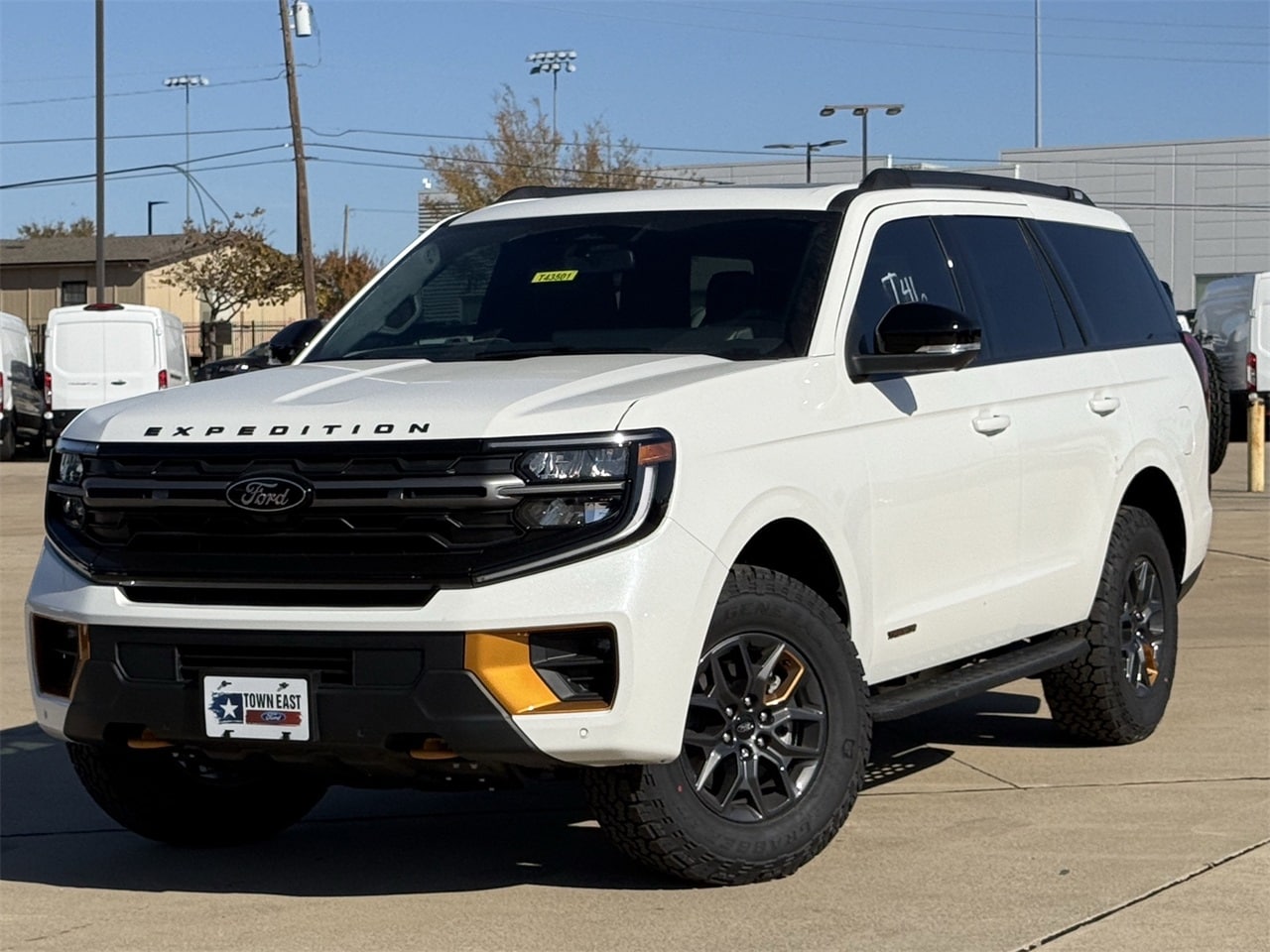 2025 Ford Expedition Tremor's photo