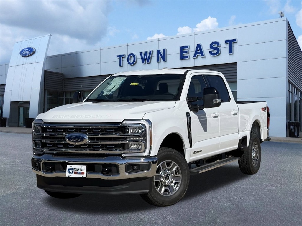 New 2026 Ford F-250 Lariat Truck Crew Cab