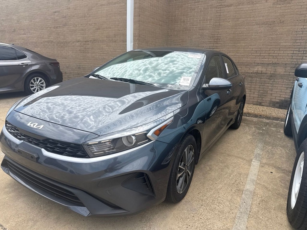 Certified 2023 Kia Forte LXS Sedan