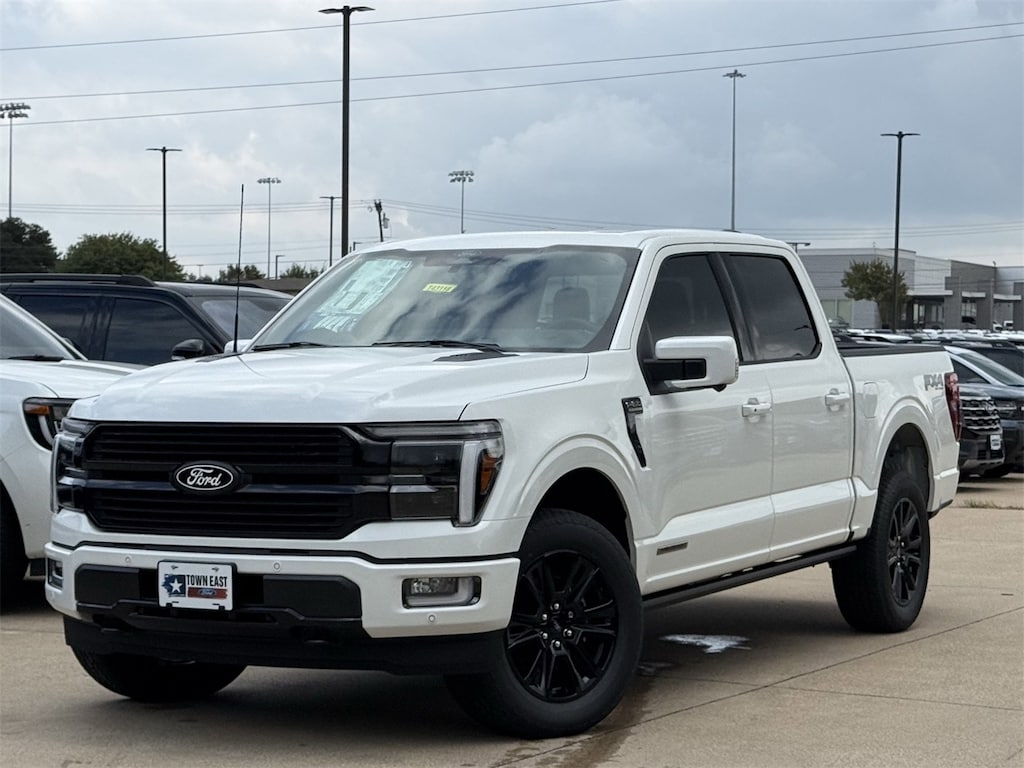 New 2025 Ford F-150 Platinum Truck SuperCrew Cab