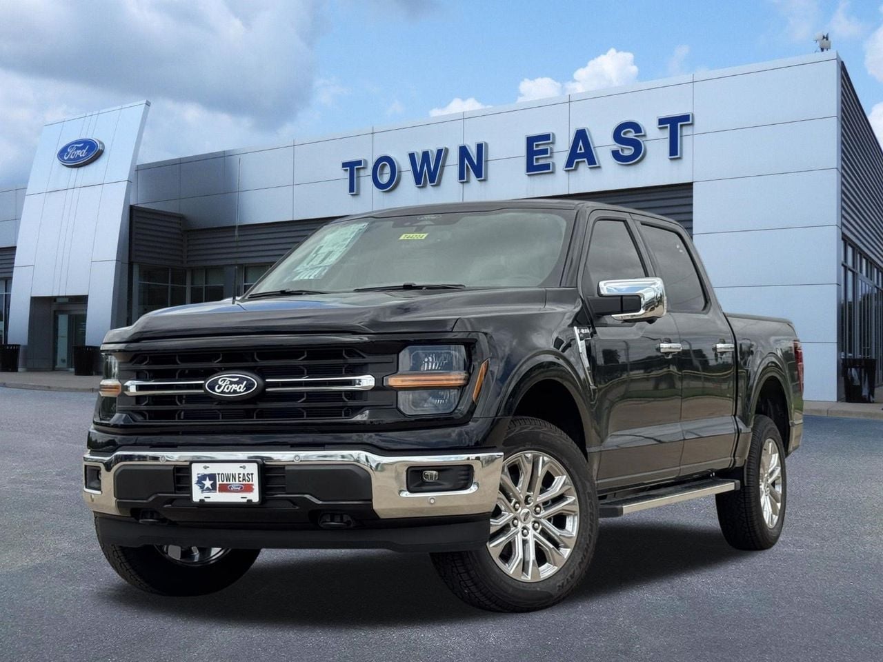 New 2026 Ford F-150 XLT