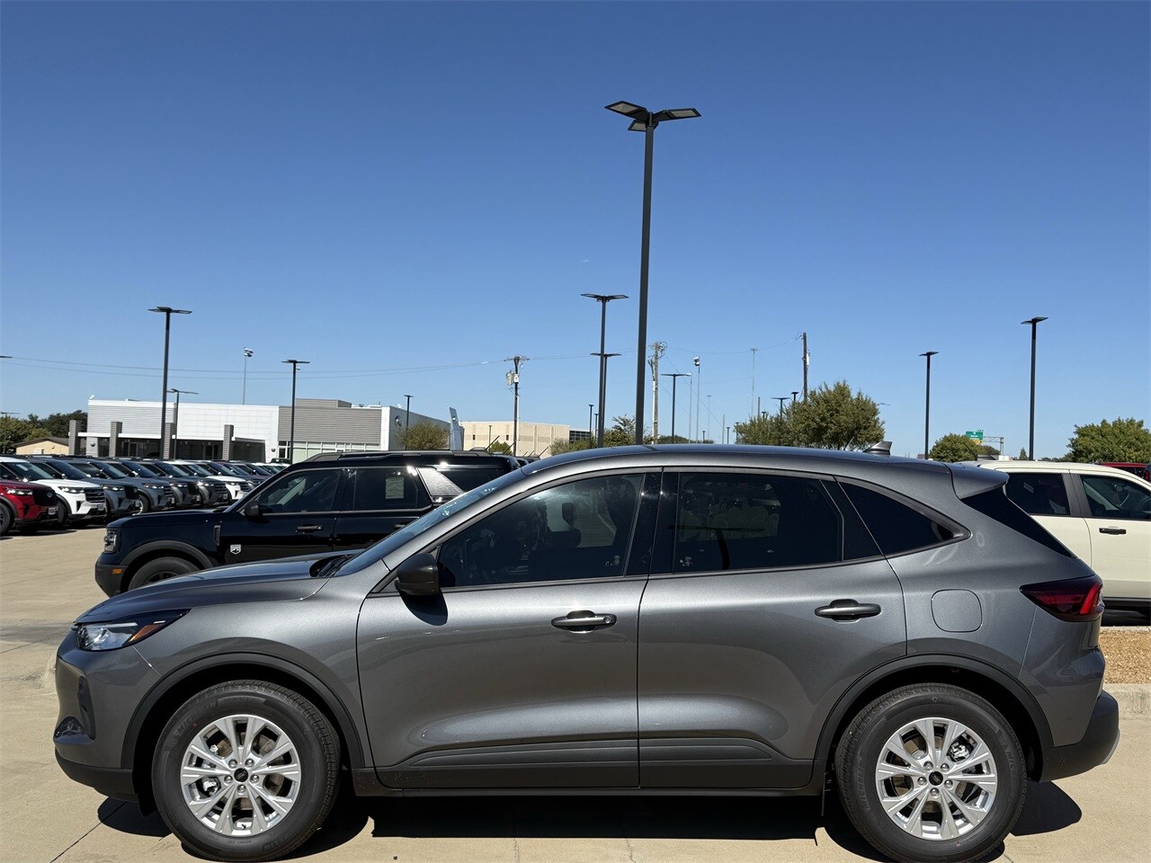 2026 Ford Escape Active photo 3