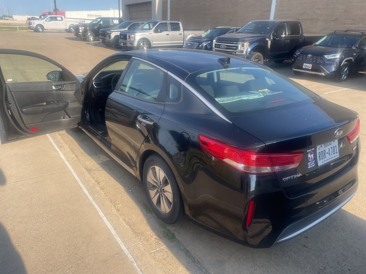 2017 Kia Optima Hybrid Base photo 2