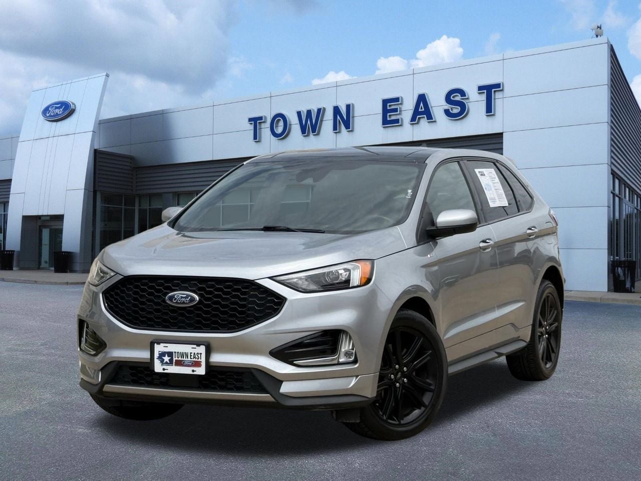 2021 Ford Edge ST-Line AWD's photo