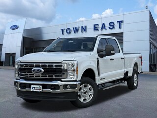 2026 Ford F-350 XLT Truck Crew Cab