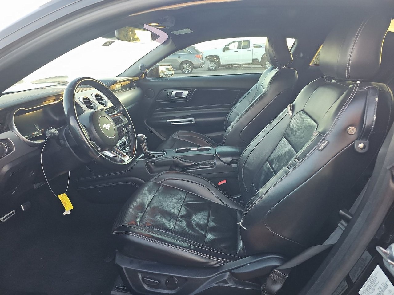 2022 Ford Mustang GT Premium's photo