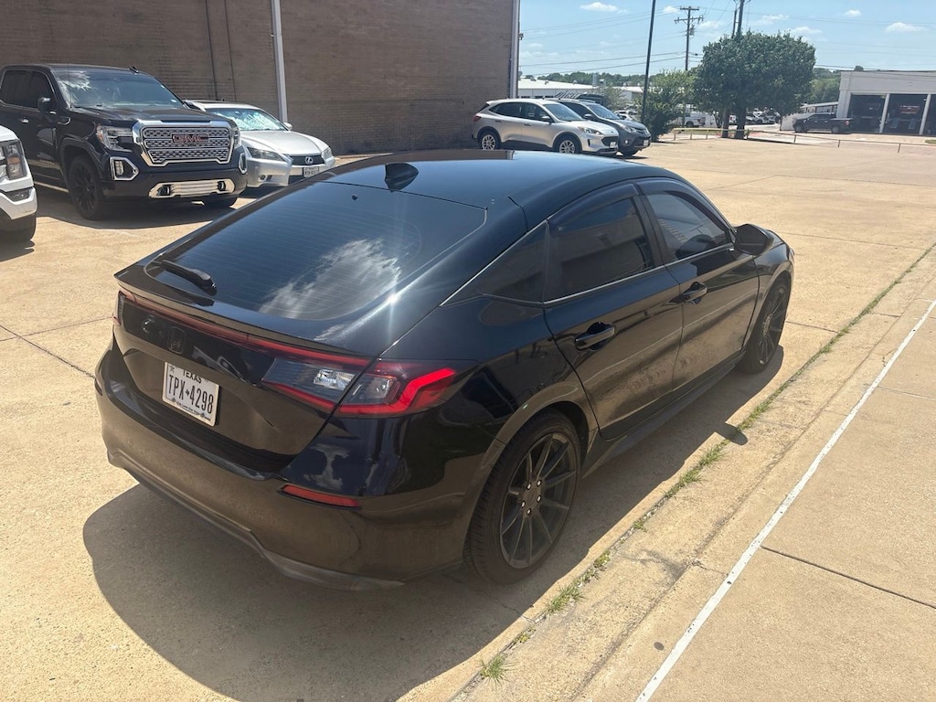 Used 2022 Honda Civic EX-L Hatchback