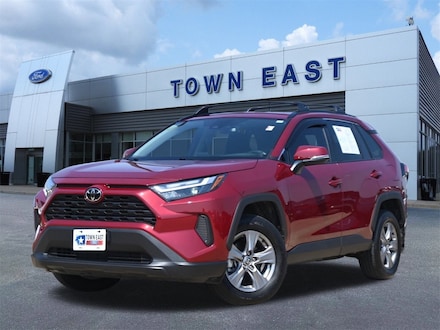 2024 Toyota RAV4 XLE SUV