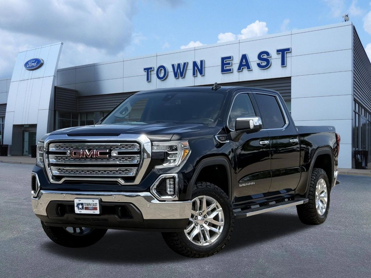 2020 GMC Sierra 4WD Crew Cab Short Box SLT's photo