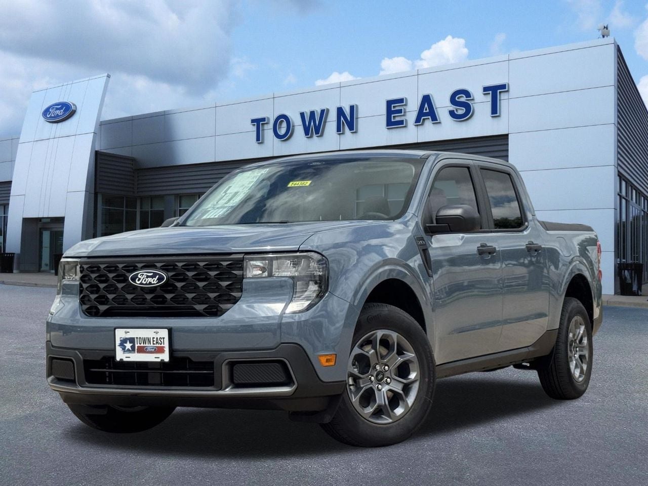 New 2026 Ford Maverick XLT