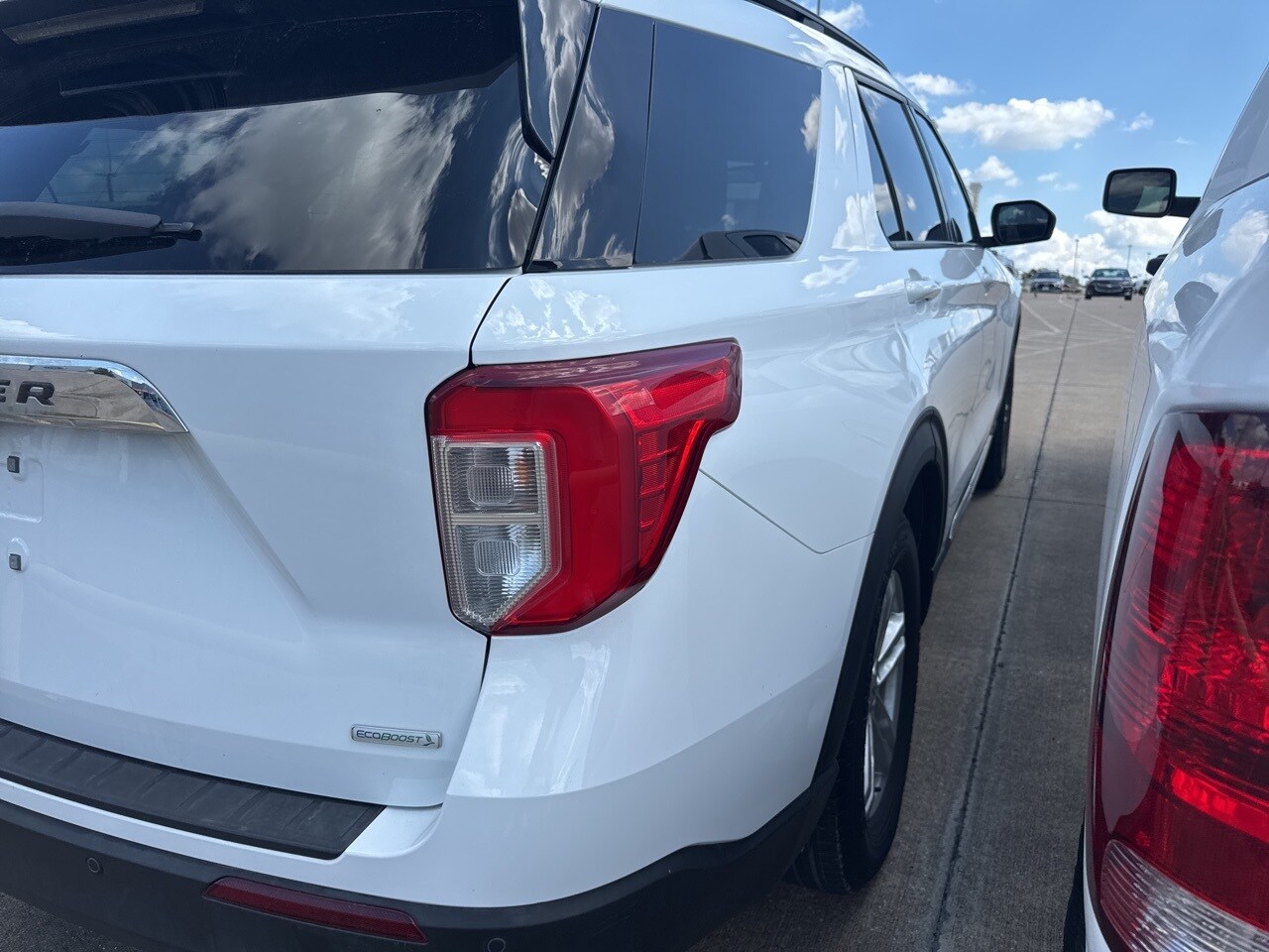 2020 Ford Explorer XLT photo 4