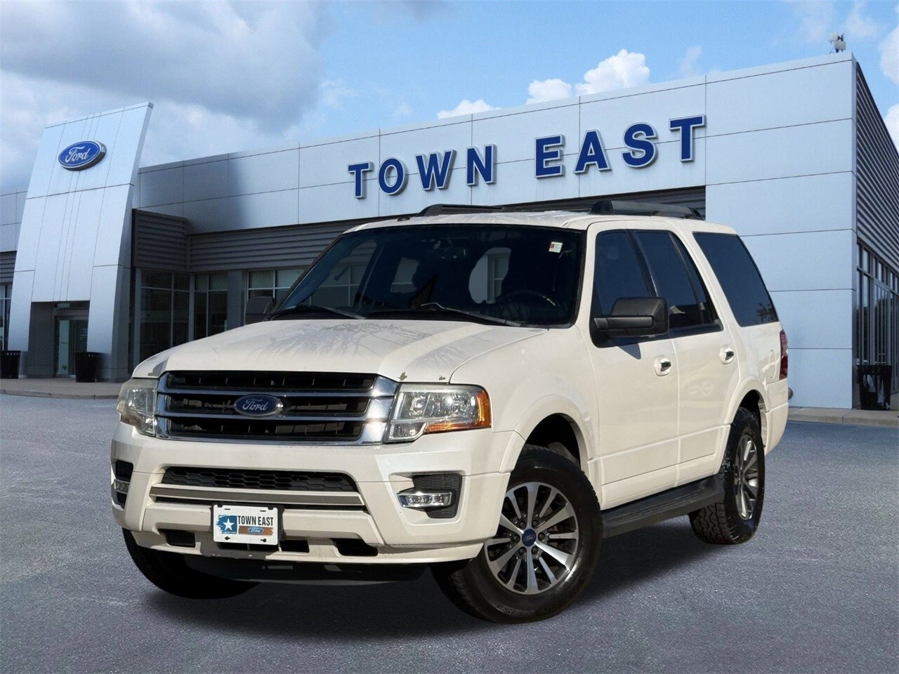 2017 Ford Expedition XLT's photo