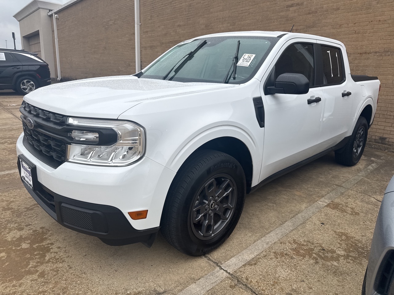 2024 Ford Maverick XL's photo