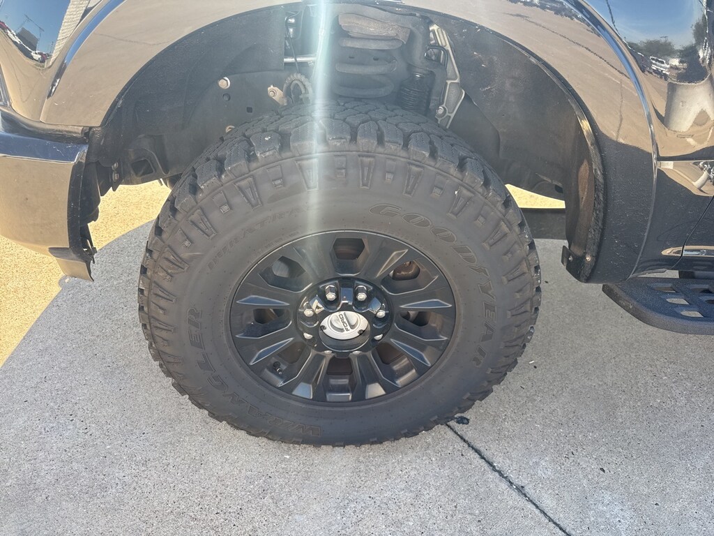 Used 2021 Ford F-250SD Lariat Truck