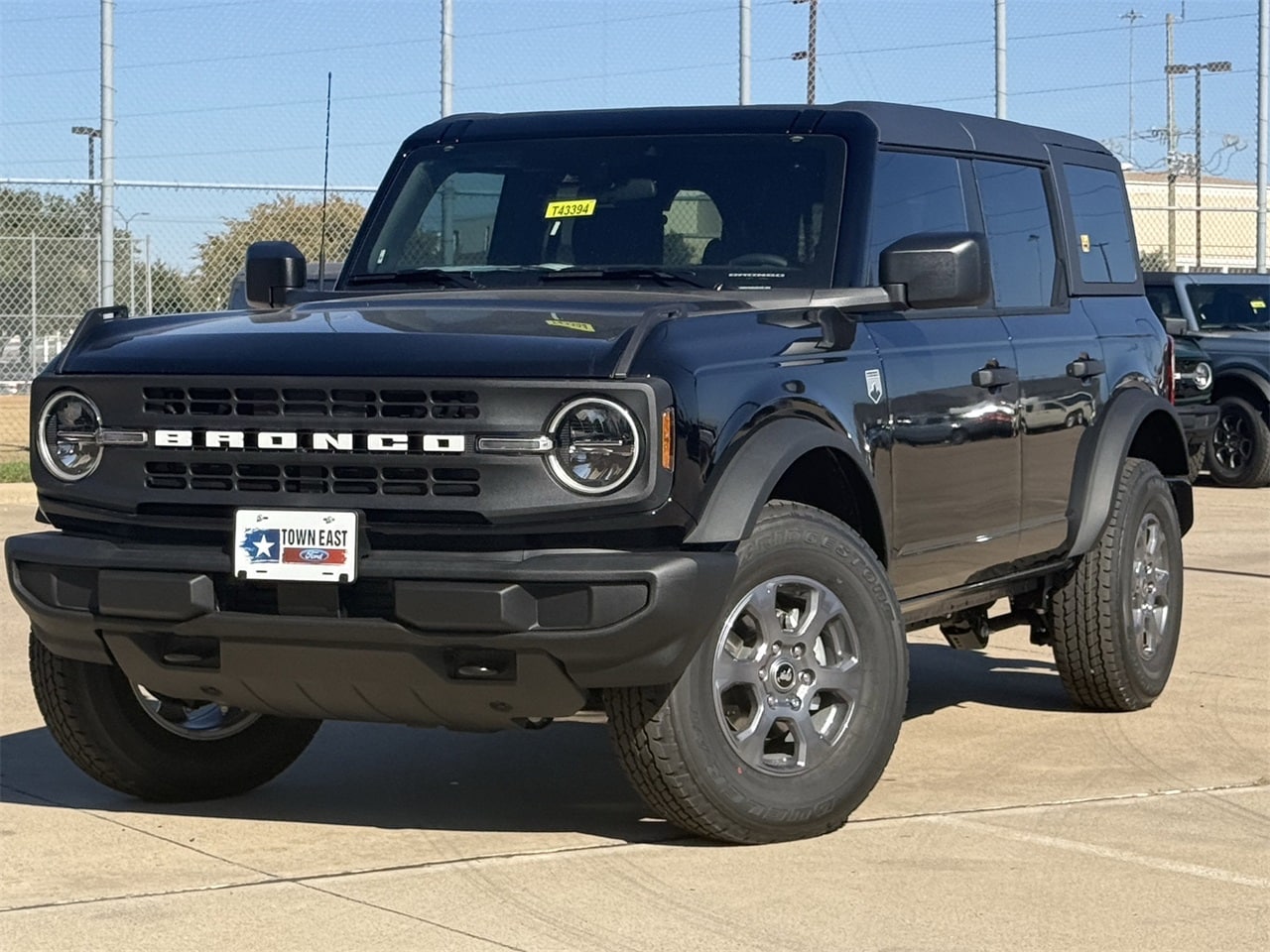 2025 Ford Bronco 4-Door Big Bend's photo