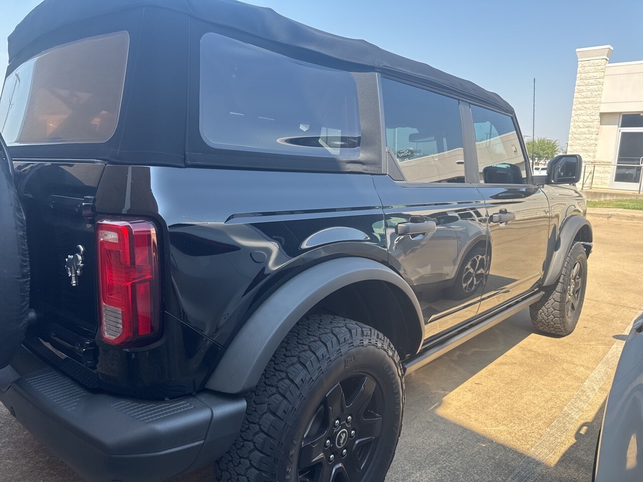 2022 Ford Bronco Base Big Bend Black Diamond Outer Banks photo 4