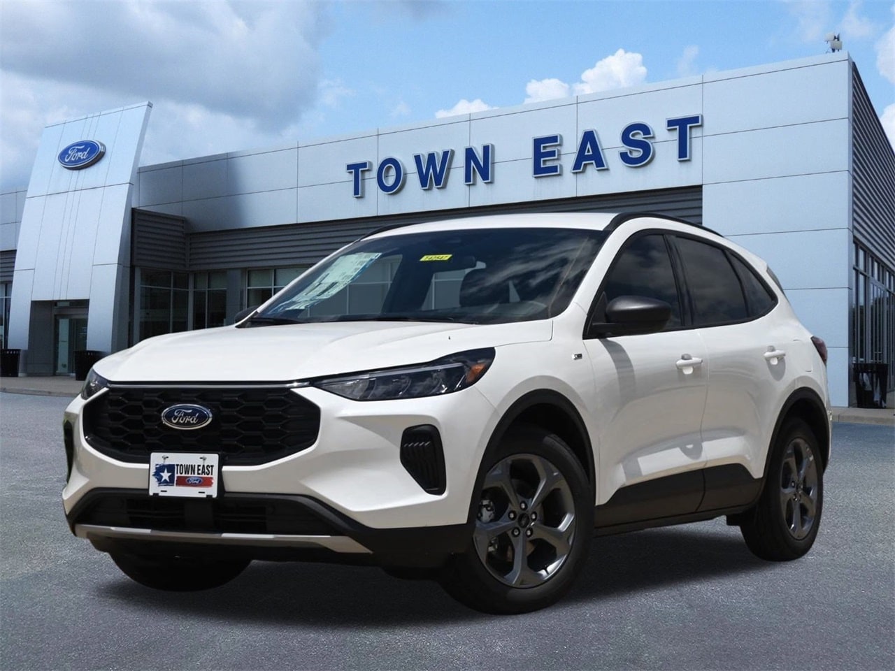 2025 Ford Escape ST-Line's photo
