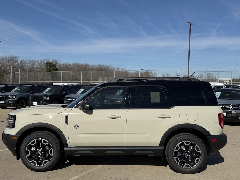 New 2025 Ford Bronco Sport Outer Banks SUV