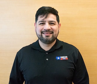 Staff member Jose Sanchez from ID_6edac04a35f5