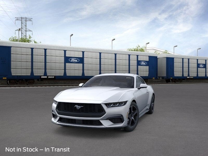 2025 Ford Mustang EcoBoost photo 2