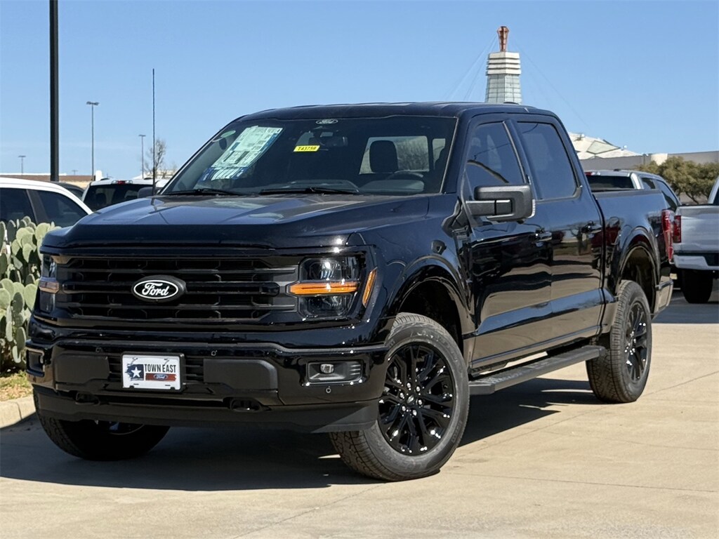 New 2026 Ford F-150 XLT Truck SuperCrew Cab