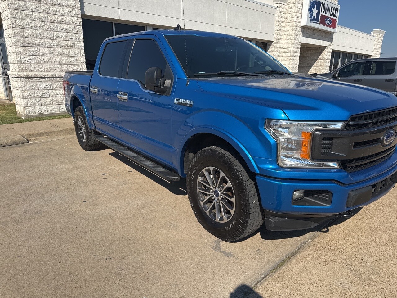 2019 Ford F-150 XLT photo 3