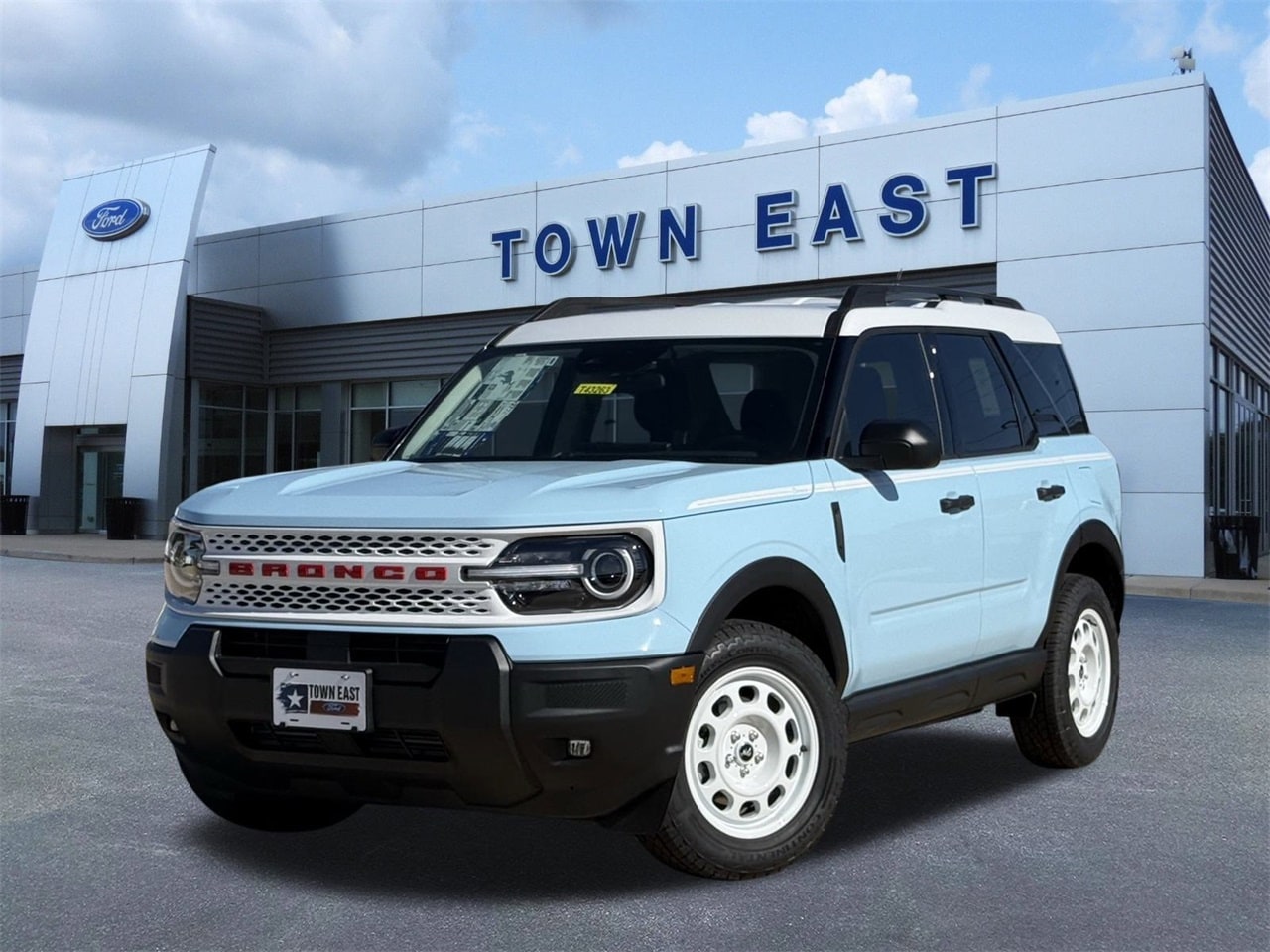 2025 Ford Bronco Sport Heritage's photo