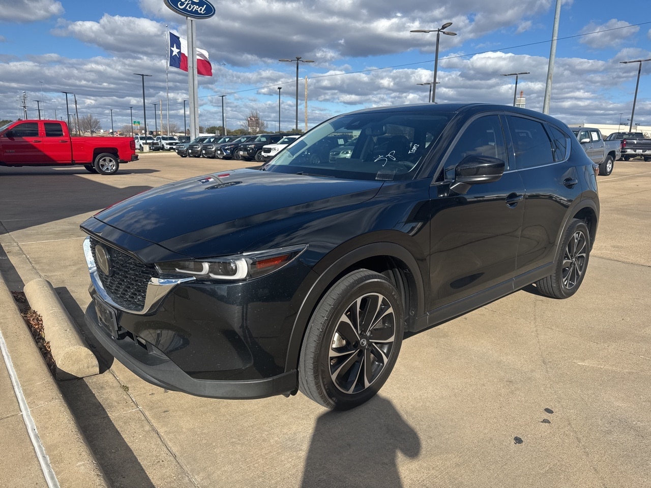 2023 Mazda CX-5 S Premium package
