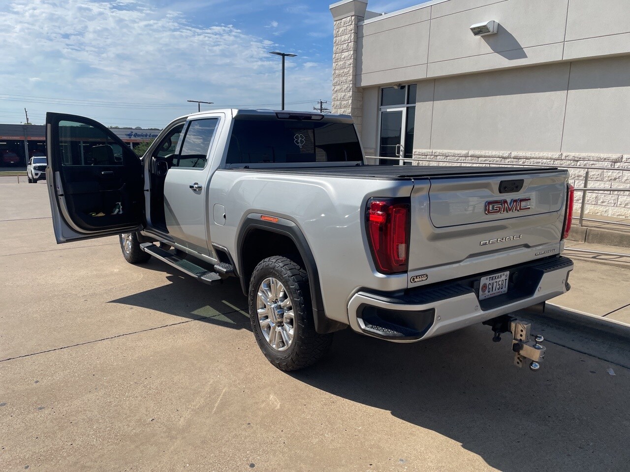 2021 Gmc Sierra Denali photo 2