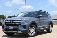 2025 Ford Explorer Active SUV