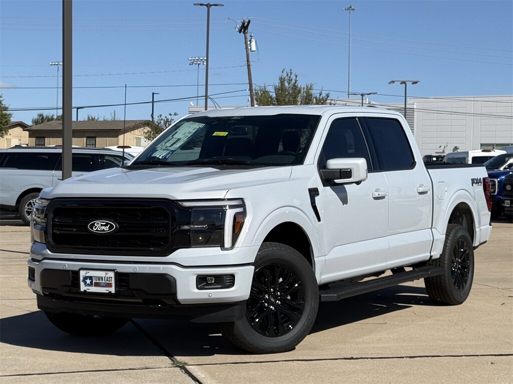 New 2025 Ford F-150 Lariat Truck SuperCrew Cab