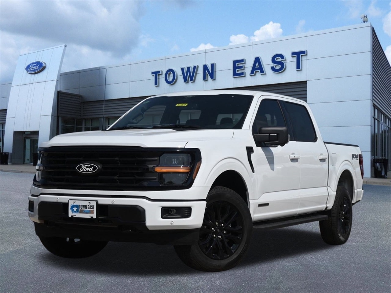 2025 Ford F-150 XLT's photo