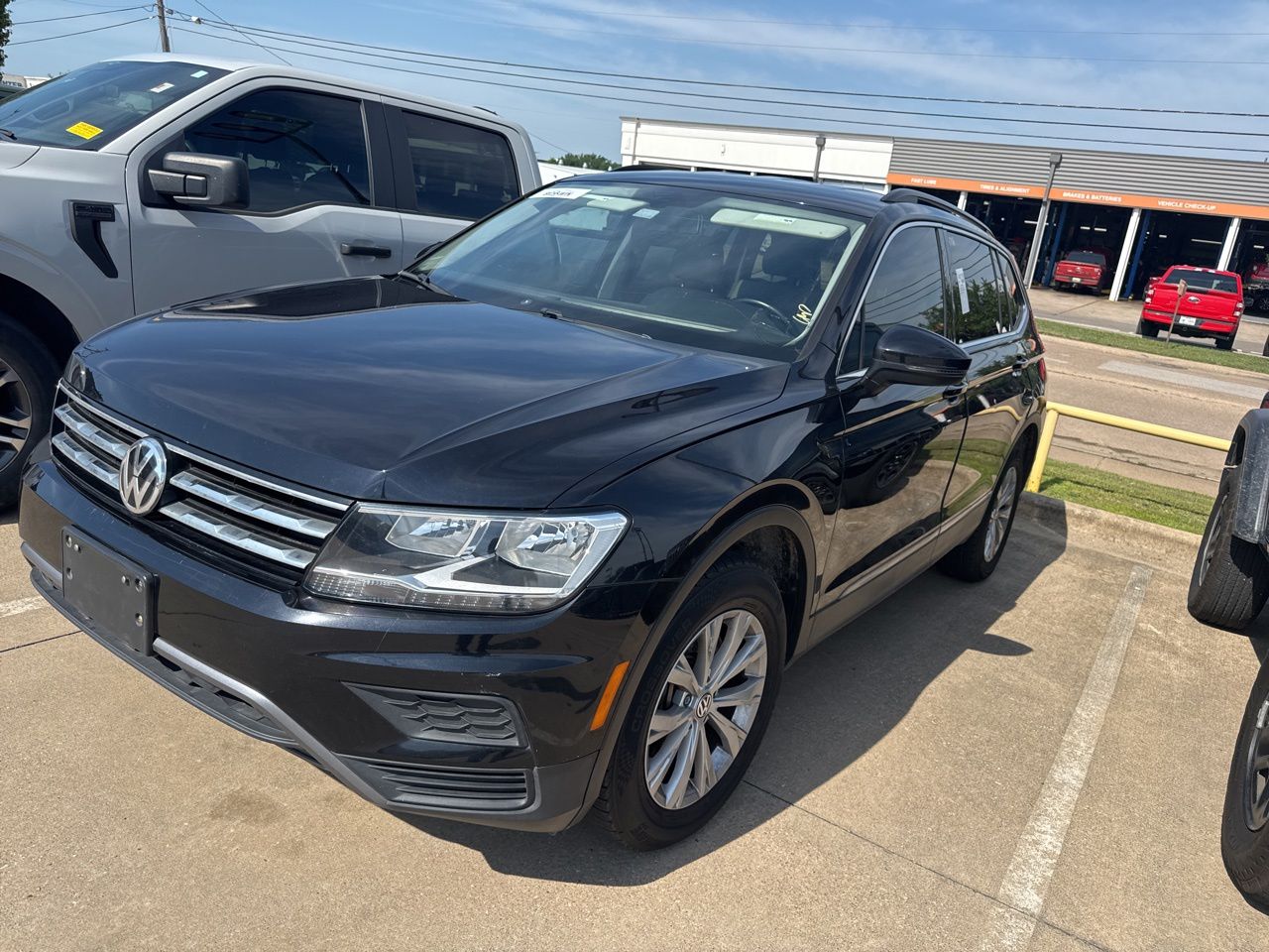 2018 Volkswagen Tiguan 2.0T SE's photo