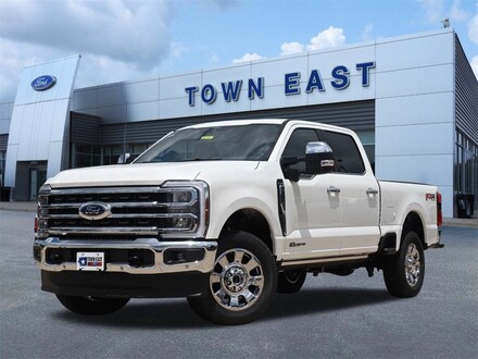 2025 Ford F-250 King Ranch Truck Crew Cab