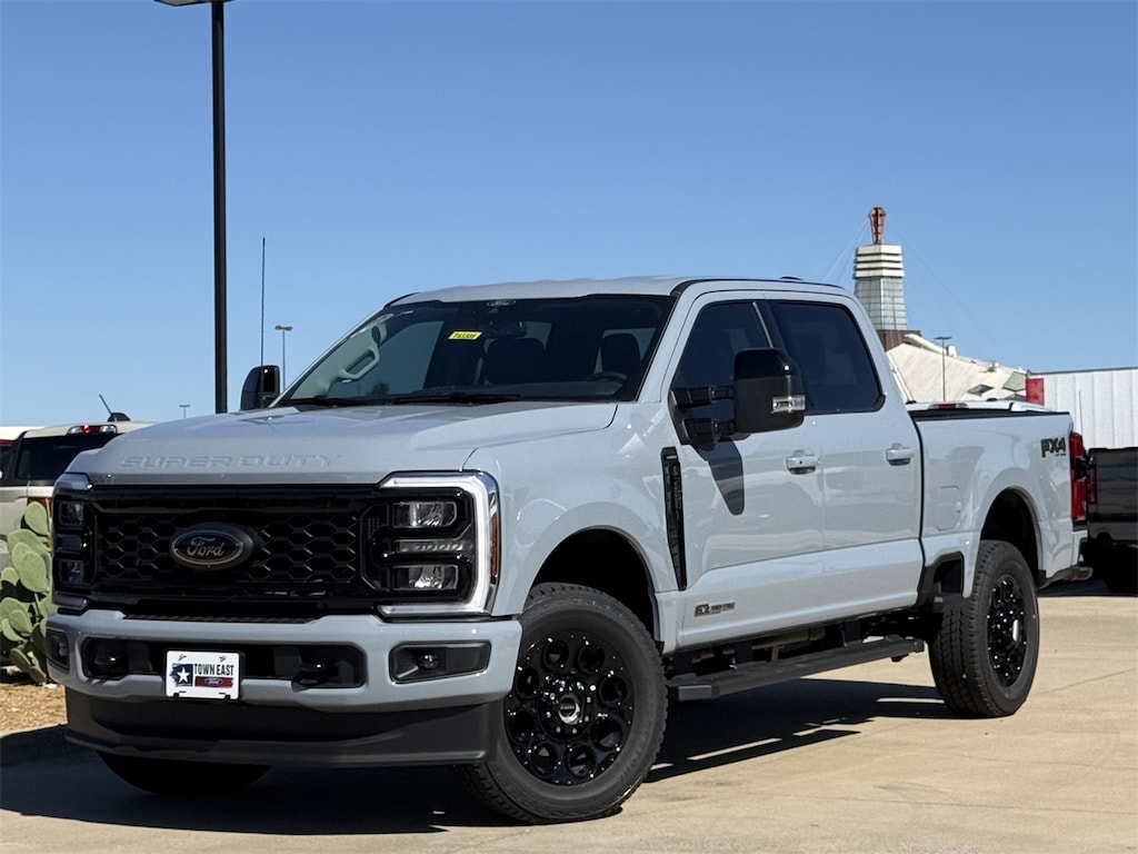 New 2026 Ford F-250 Lariat Truck Crew Cab