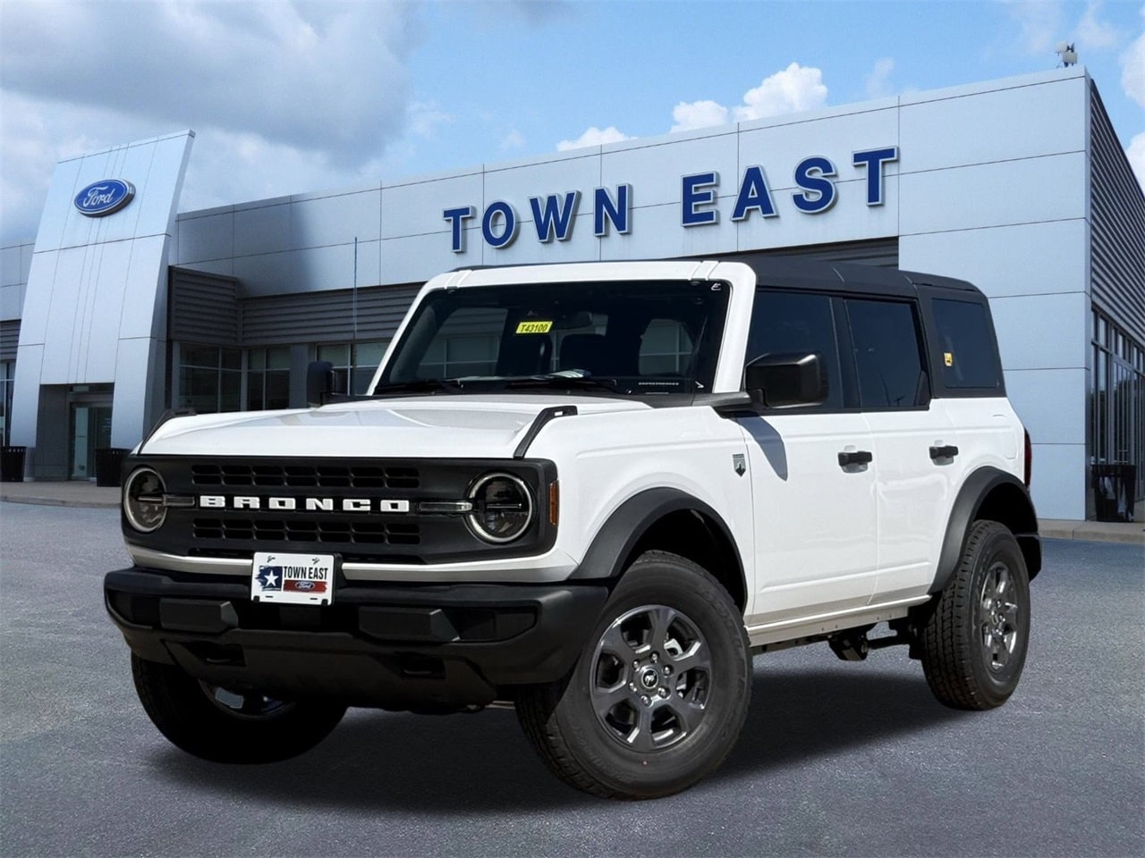 2025 Ford Bronco 4-Door Big Bend's photo