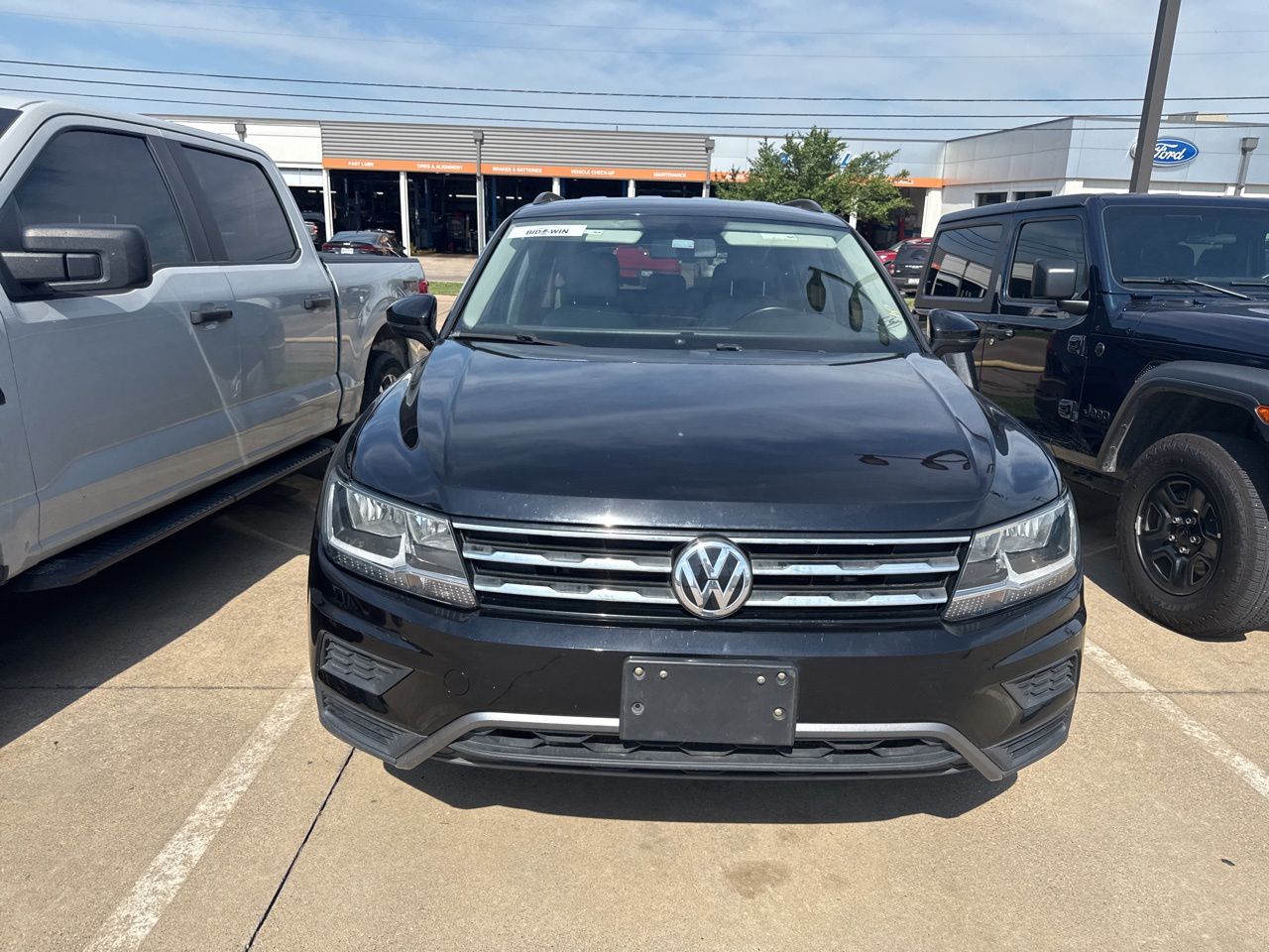 Used 2018 Volkswagen Tiguan SE with VIN 3VV3B7AX7JM062281 for sale in Mesquite, TX