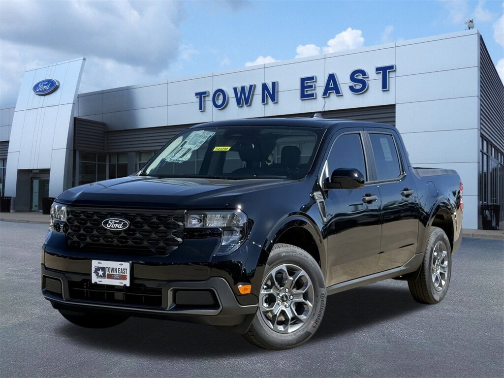 New 2025 Ford Maverick XLT Truck SuperCrew