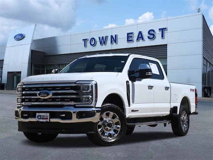 2024 Ford F-350SD Lariat Truck
