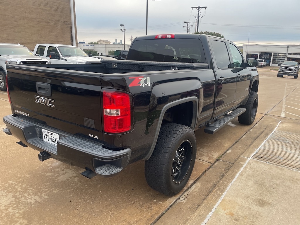 Used 2017 GMC Sierra 1500 SLE Truck