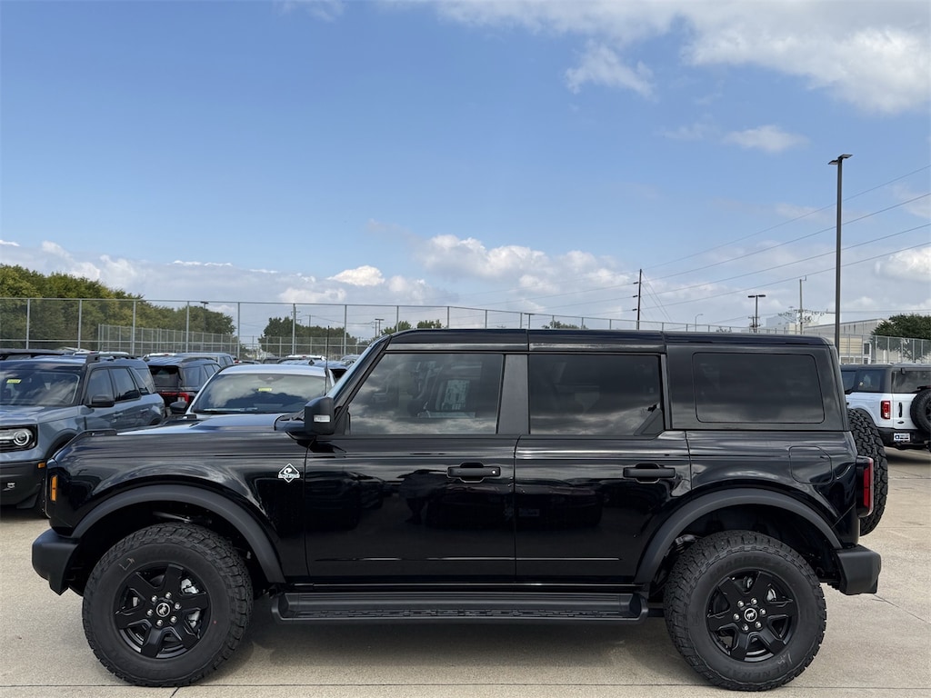 New 2025 Ford Bronco Outer Banks SUV