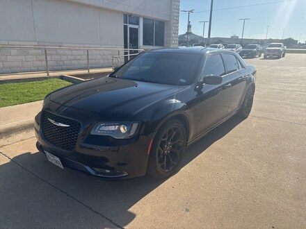 2020 Chrysler 300 S Sedan